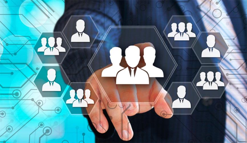 Не шукайте гроші - шукайте людей!